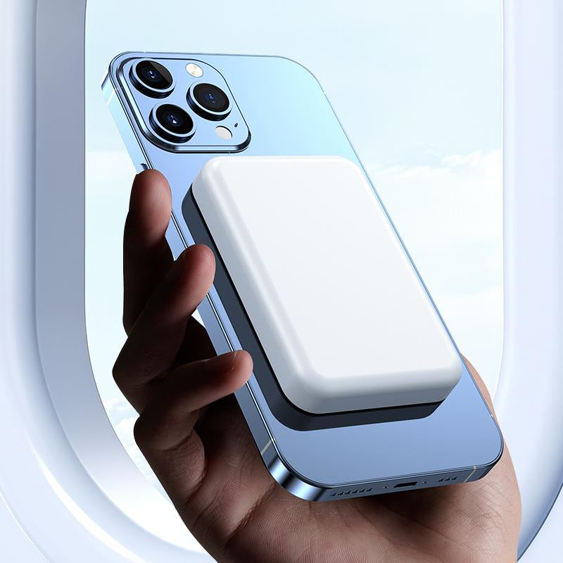 Power Up Your iPhone with the 5000mAh Magnetic Power Bank - Fast Wireless Charging for All iPhone Models!
